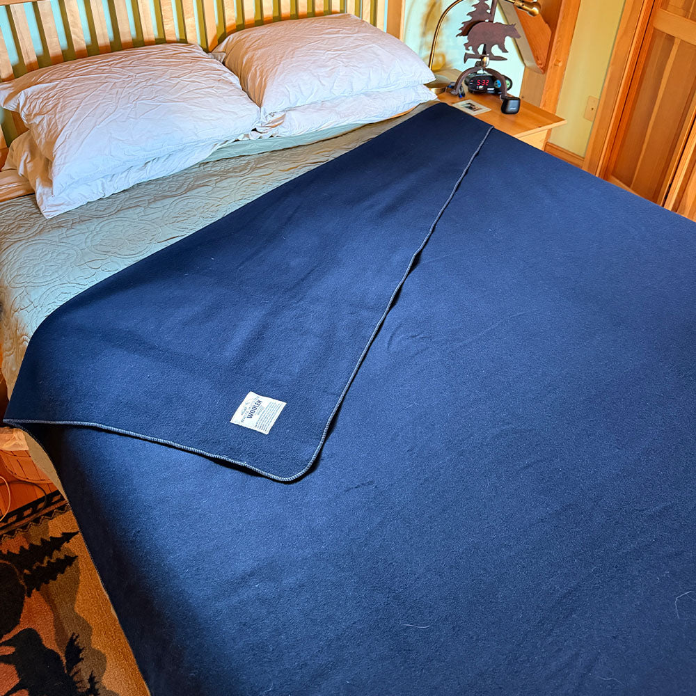 Queen_Wool_Merino_blanket.jpg