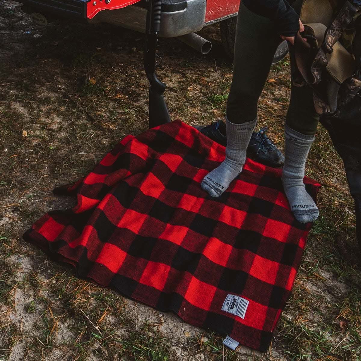 camp_throw_blanket_recycled_woolhunt-WWRDBK-8-zoom.jpg